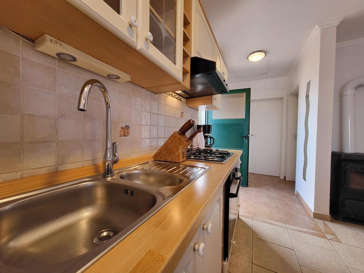 Holiday Home Duje Mali Iž Екстериор снимка