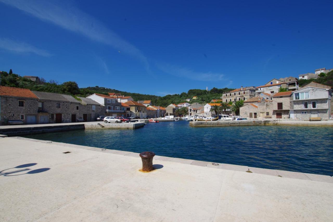 Holiday Home Duje Mali Iž Екстериор снимка